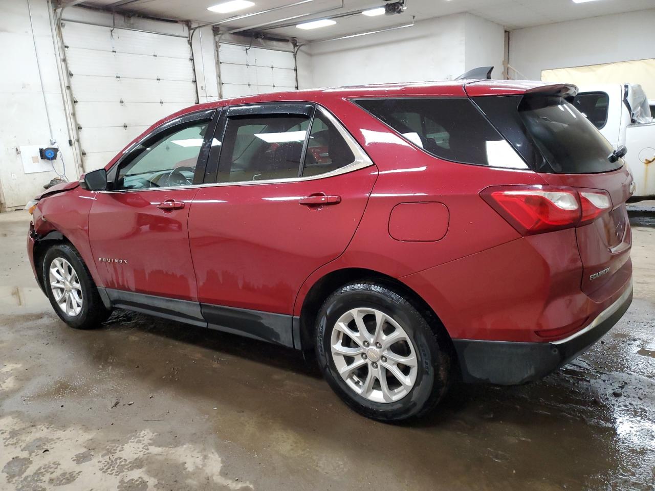 2018 Chevrolet Equinox - Image 2