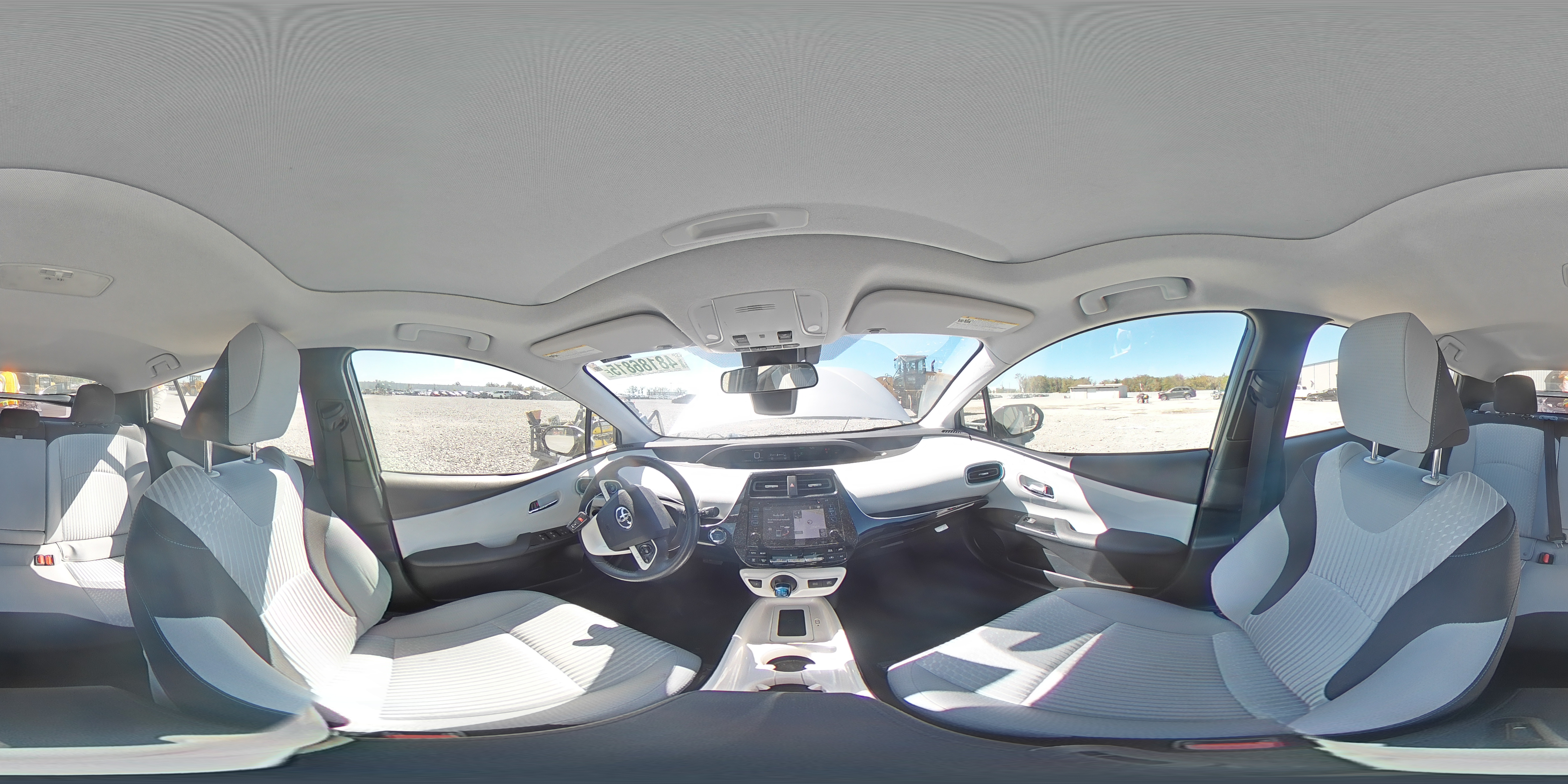 2016 Toyota Prius - Image 12