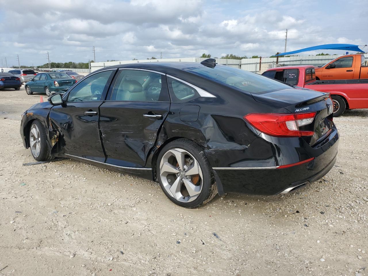 2018 Honda Accord - Image 2