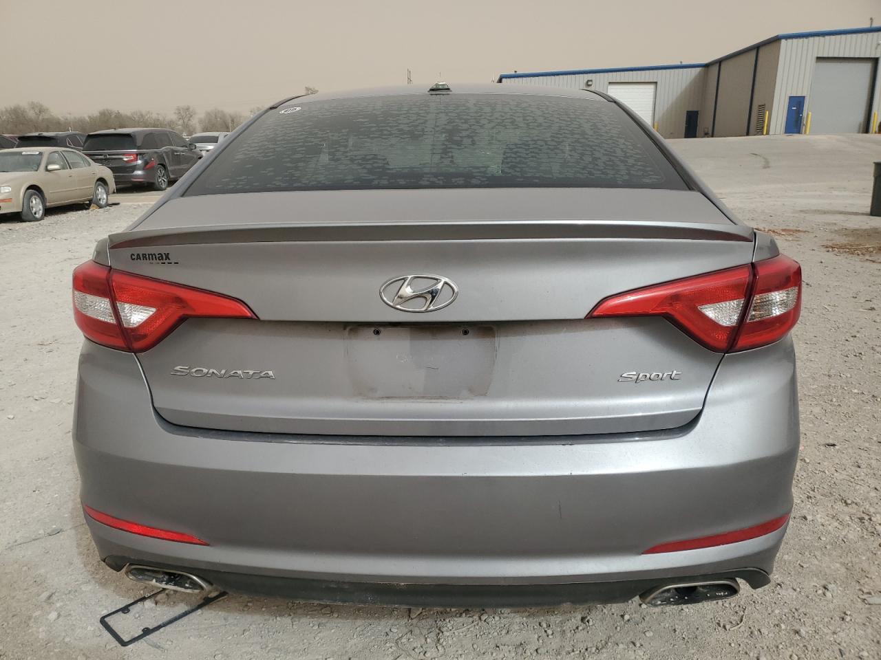 2015 Hyundai Sonata - Image 6