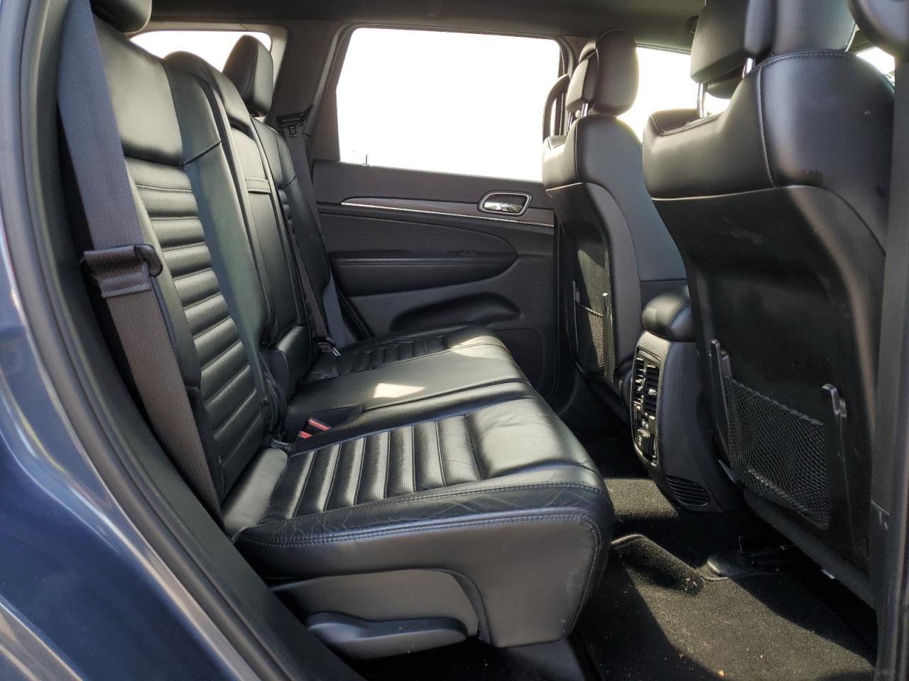 2019 Jeep Grand Cherokee - Image 11