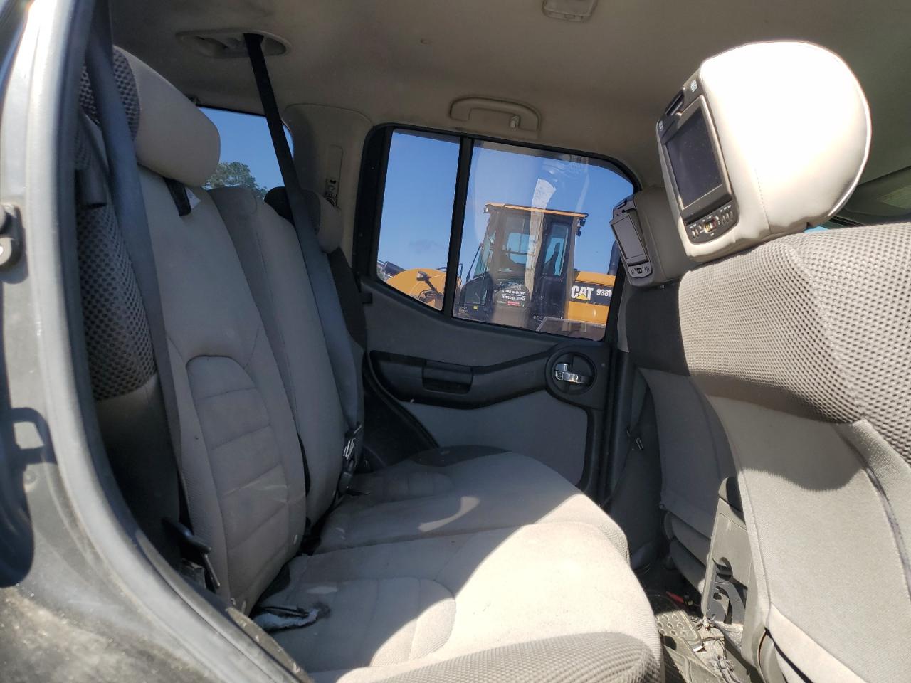 2005 Nissan XTerra - Image 11