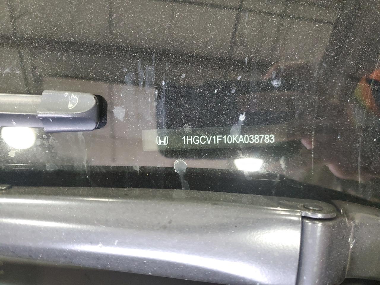 2019 Honda Accord - Image 14