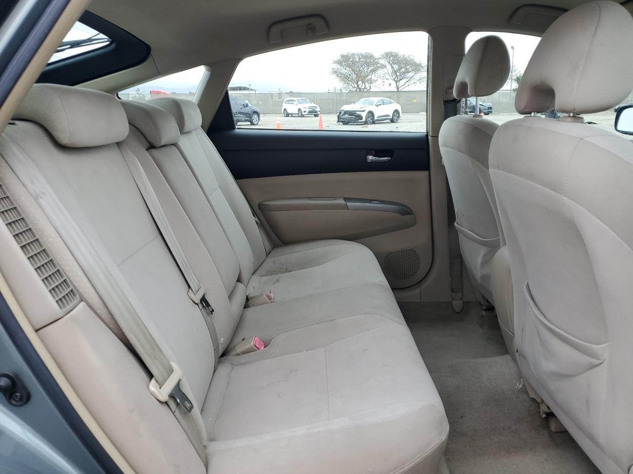 2005 Toyota Prius - Image 10