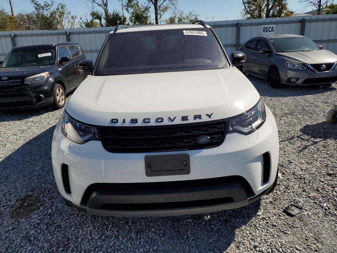 2018 Land Rover Discovery - Image 5