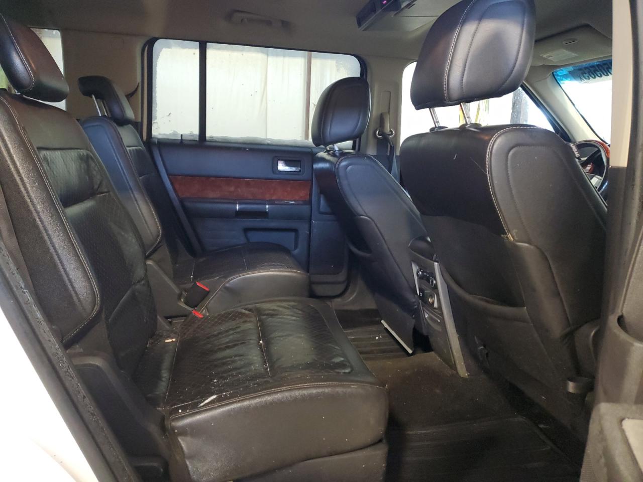 2009 Ford Flex - Image 11