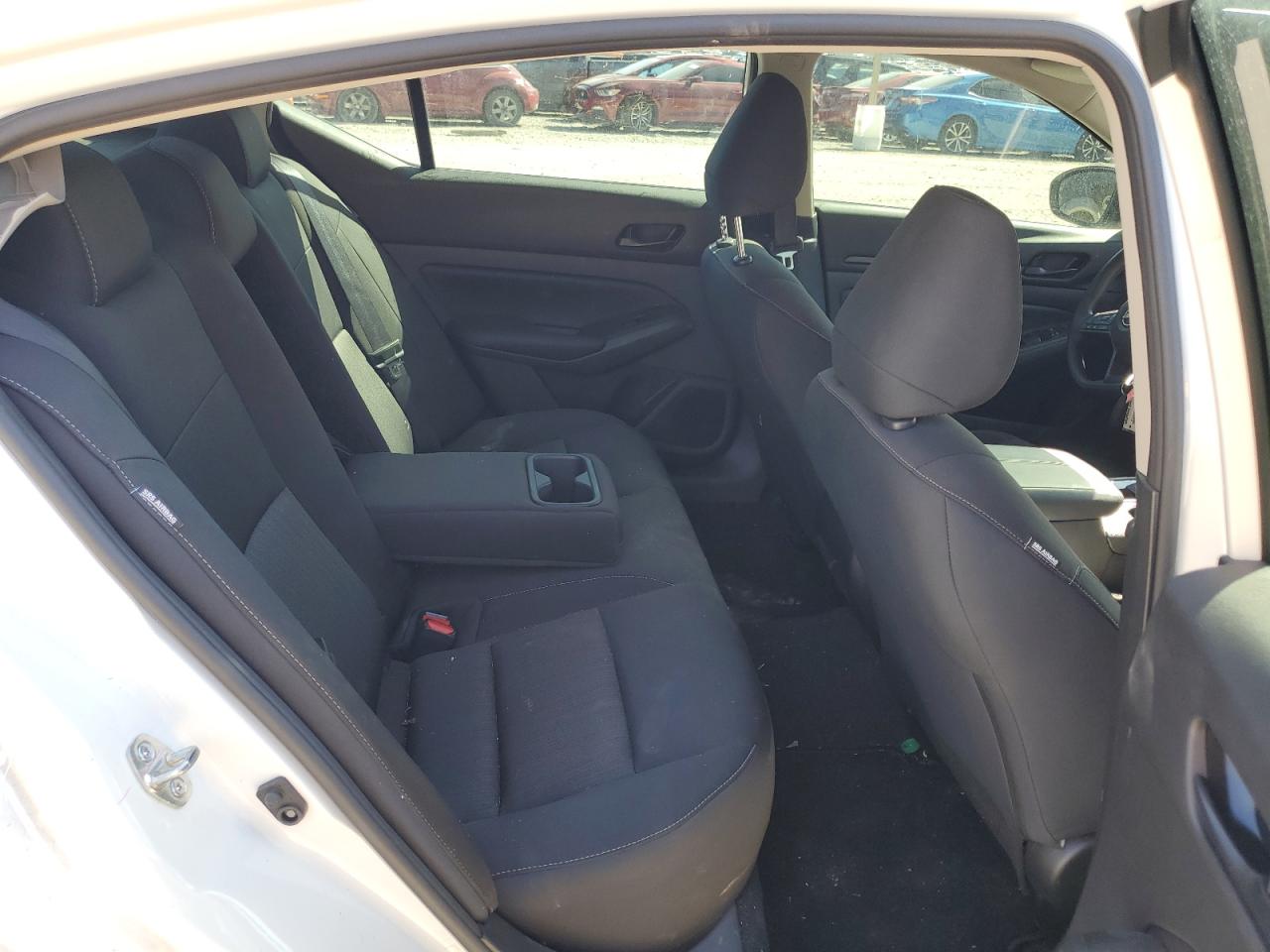 2024 Nissan Altima - Image 10