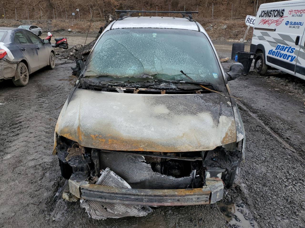 2001 Chrysler Voyager - Image 5