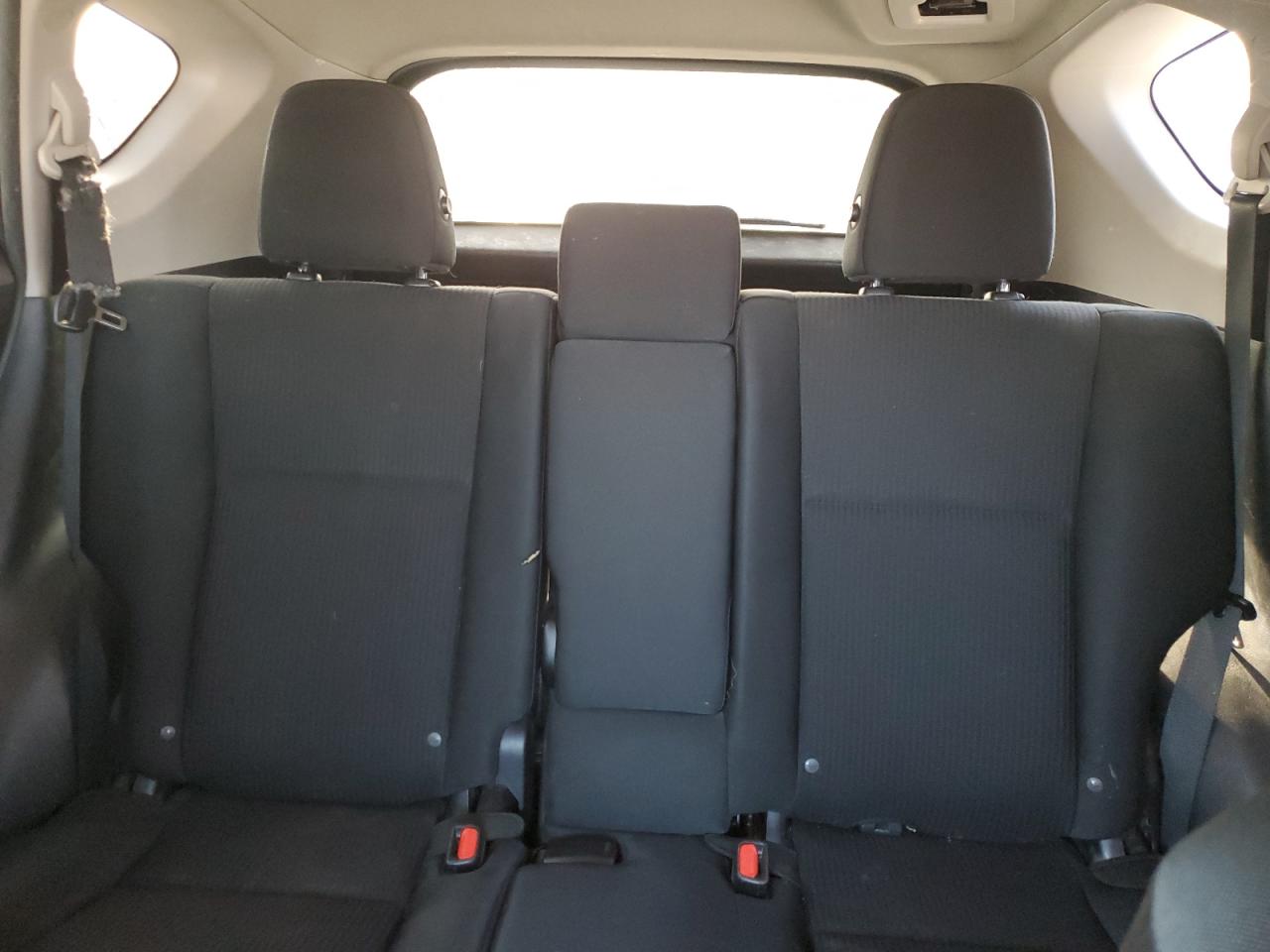 2016 Toyota RAV 4 - Image 10
