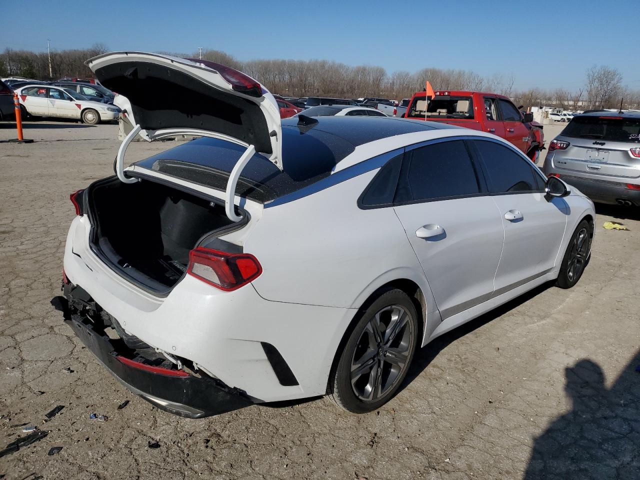 2021 Kia K5 - Image 3