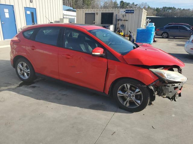  FORD FOCUS 2014 Czerwony