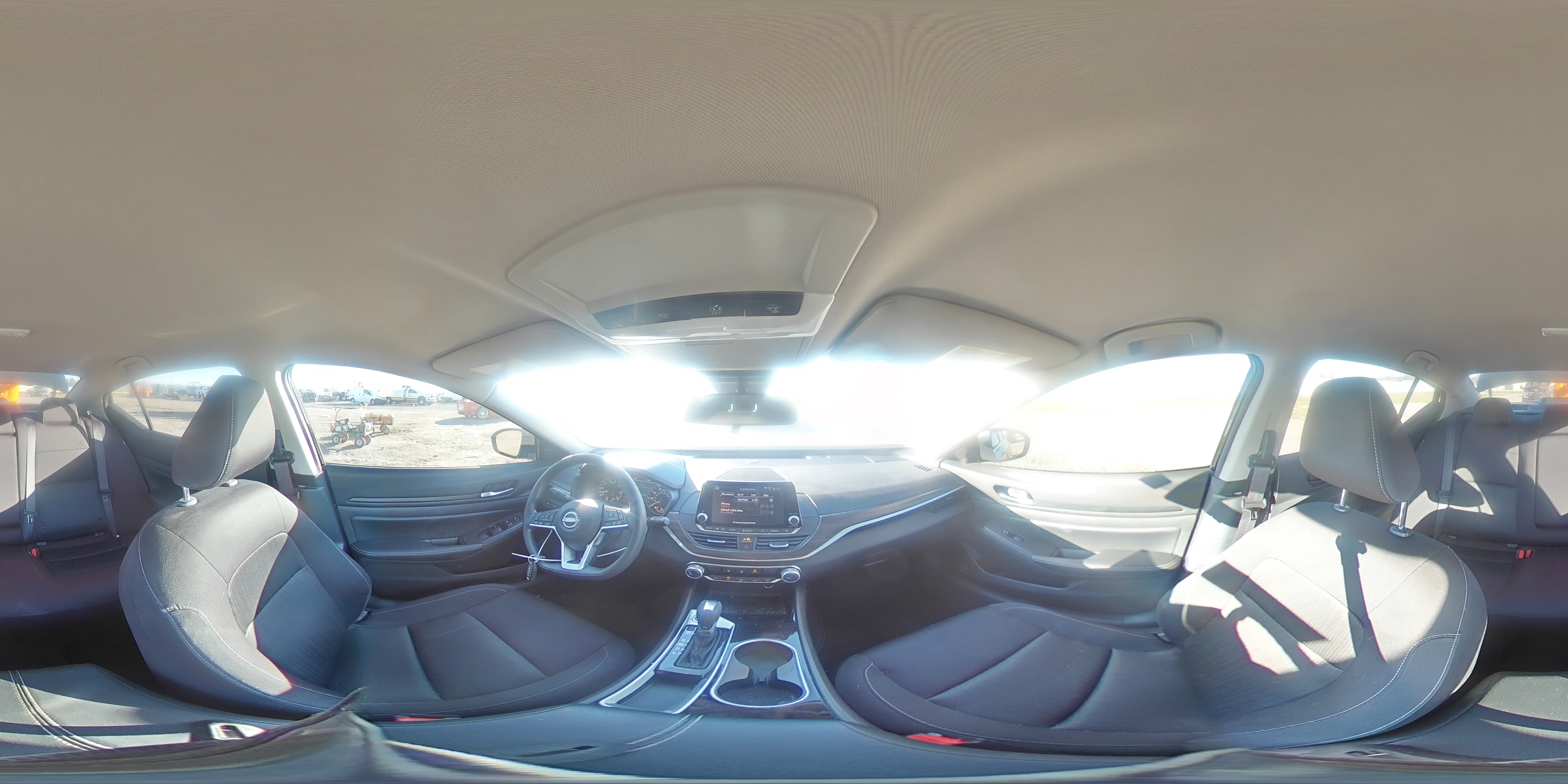 2024 Nissan Altima - Image 12