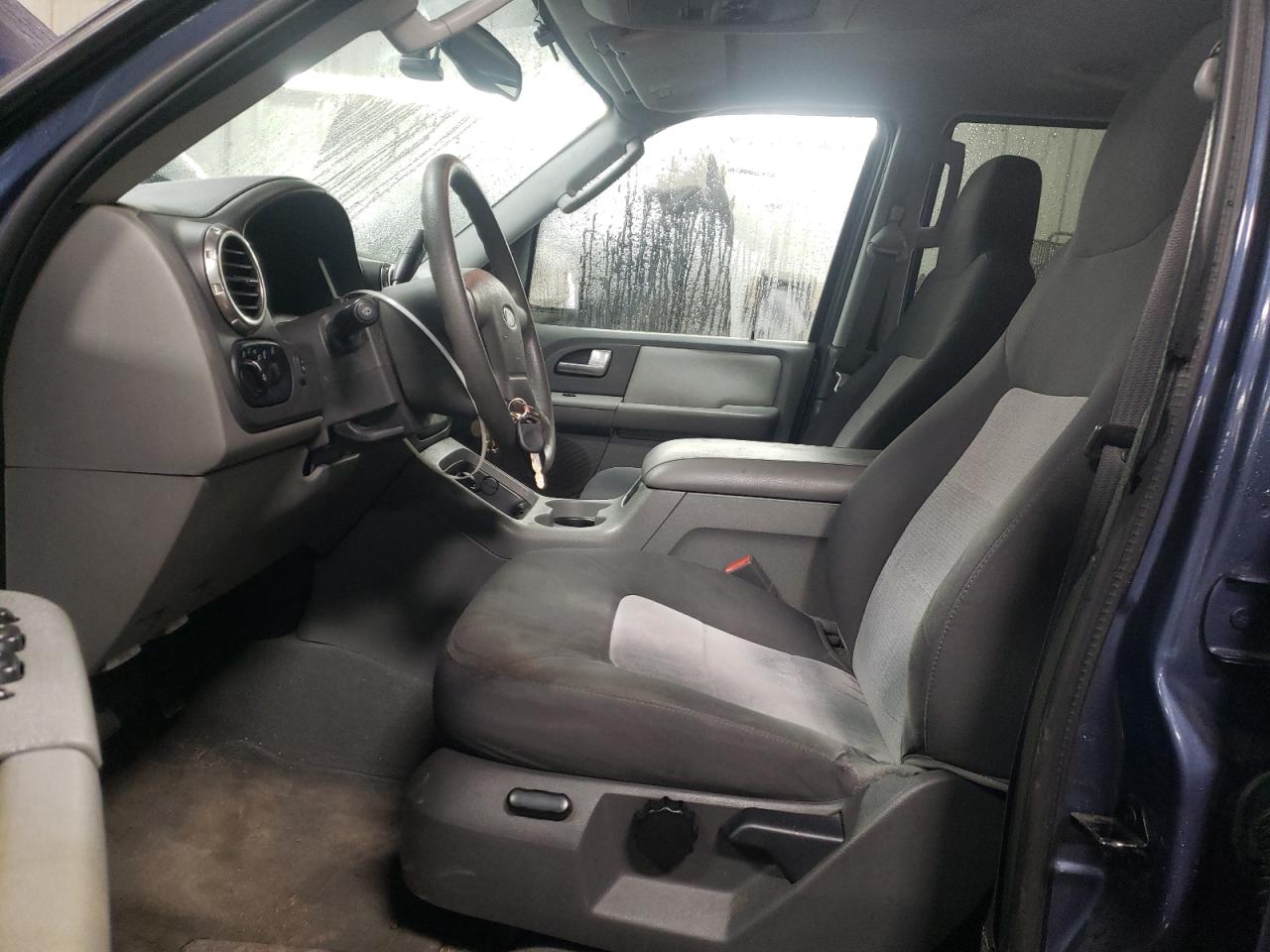 2004 Ford Expedition Xlt VIN: 1FMPU16W04LB18523 Lot: 48233885