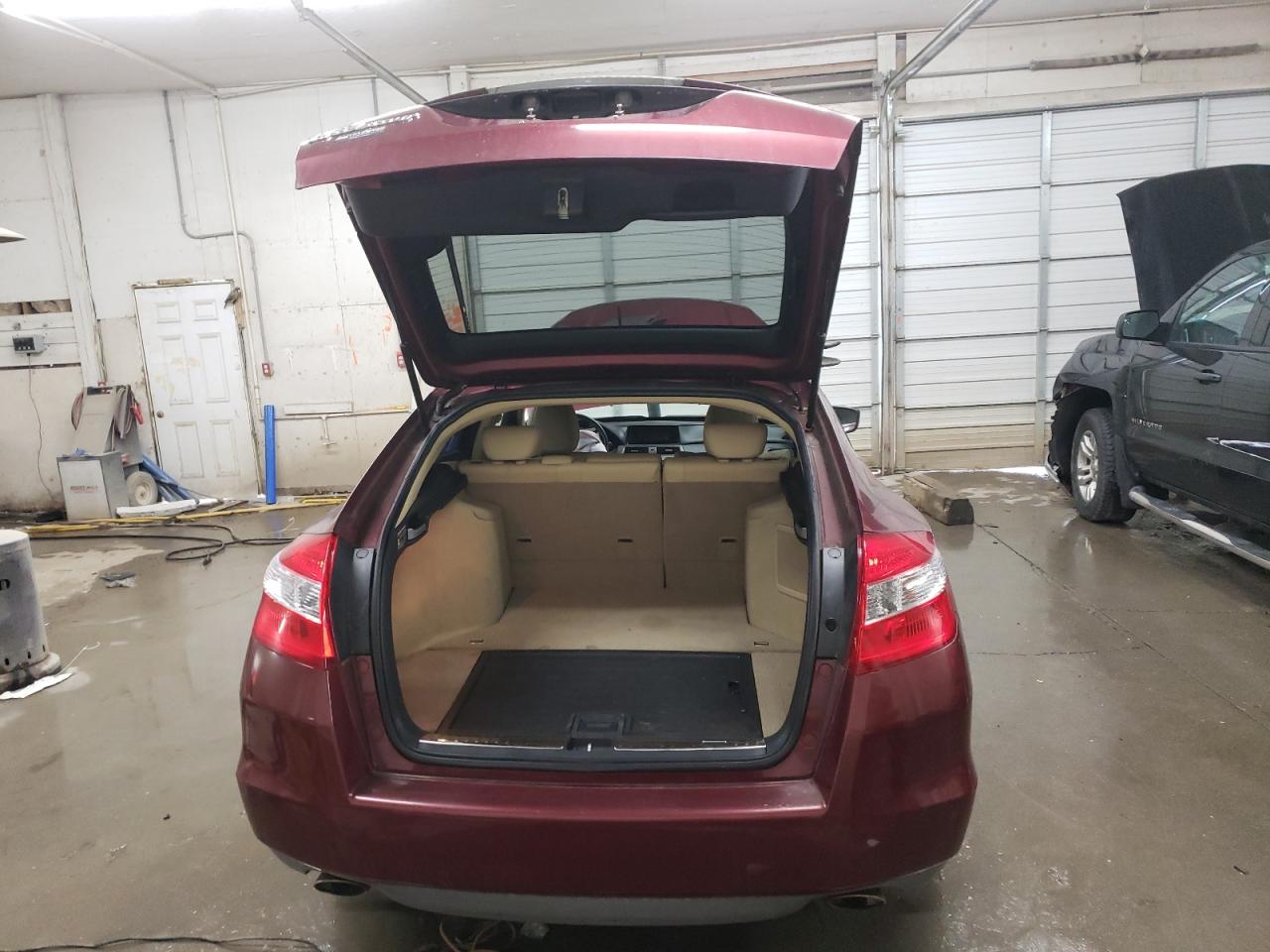 2010 Honda Accord - Image 6