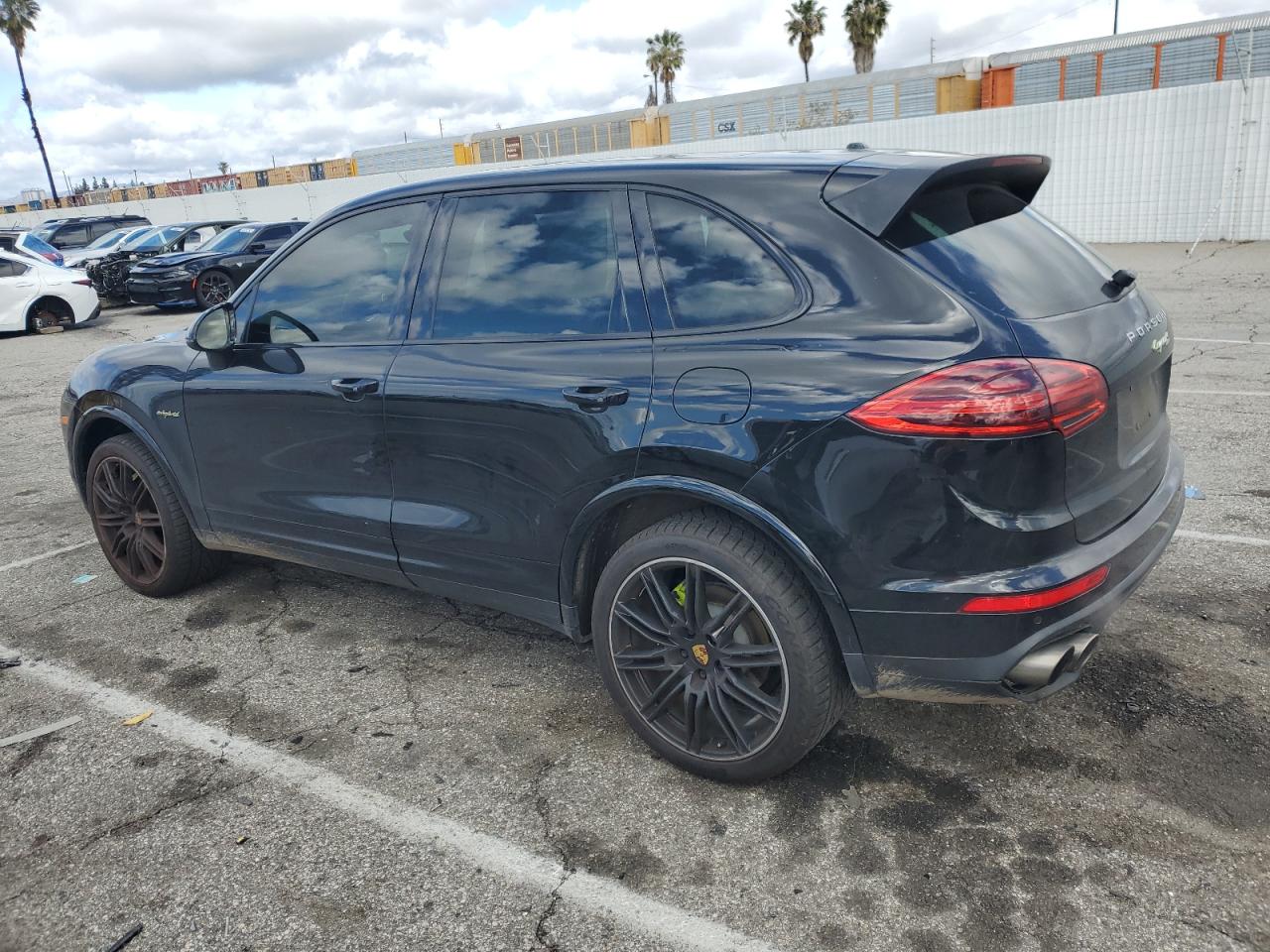2017 Porsche Cayenne - Image 2