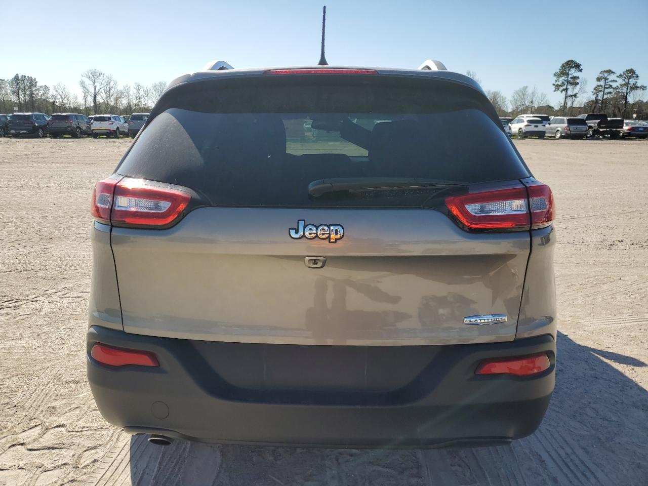 2017 Jeep Grand Cherokee - Image 6