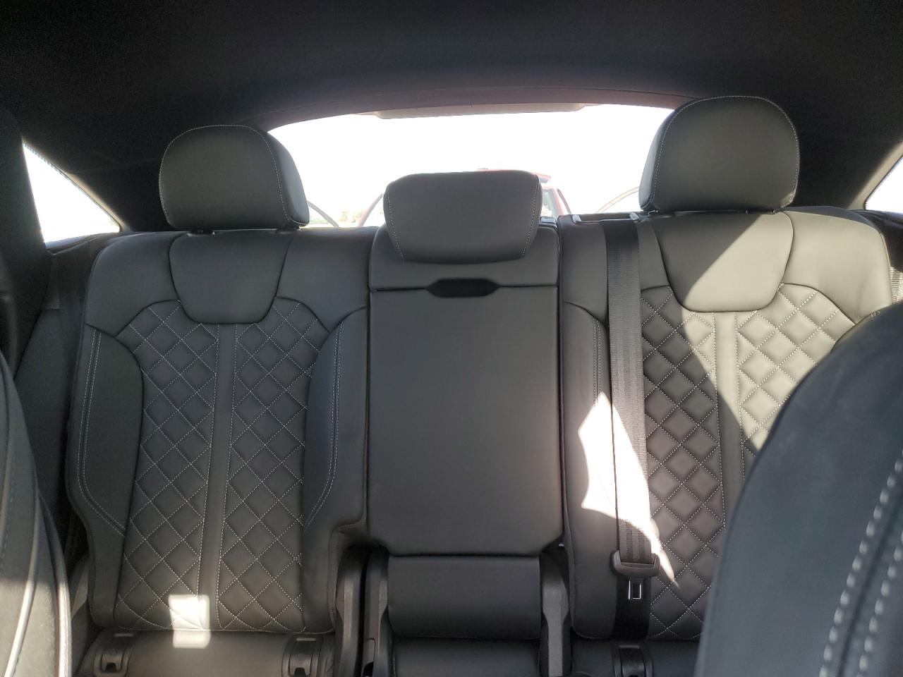 2023 Audi SQ5 Sportback - Image 10
