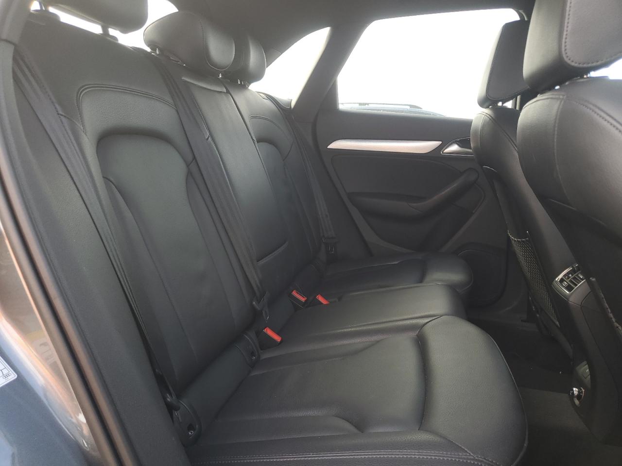 2017 Audi Q3 - Image 11