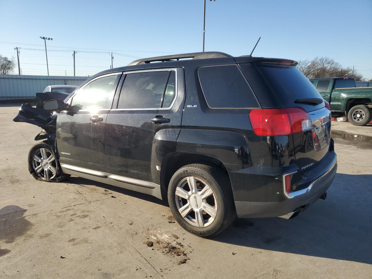 2016 GMC Terrain - Image 2