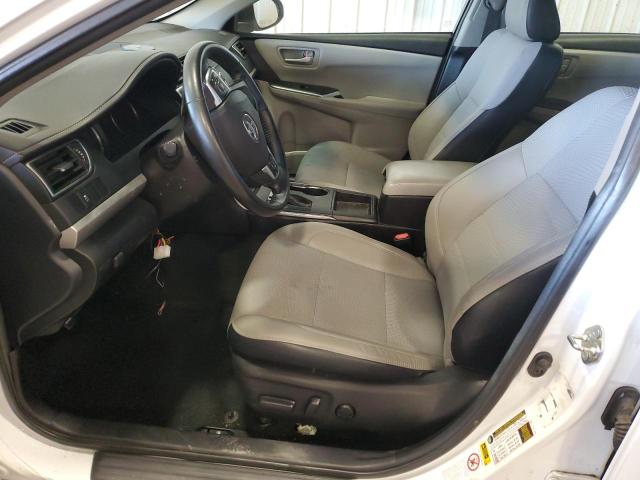  TOYOTA CAMRY 2016 Белый