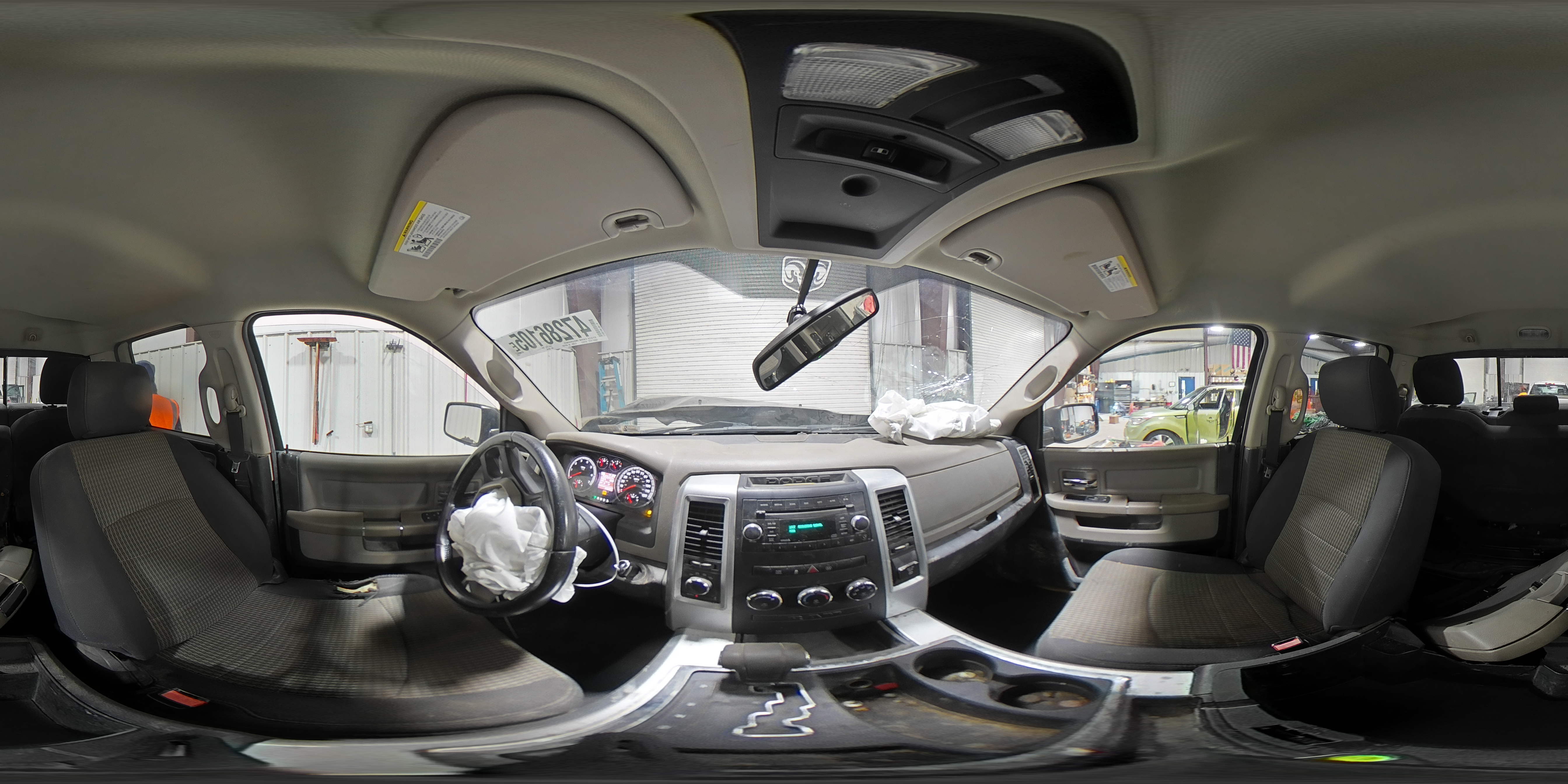 2012 Dodge RAM - Image 14