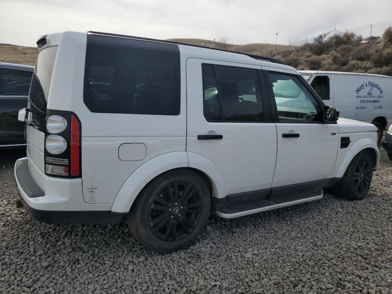 2016 Land Rover LR4 - Image 3