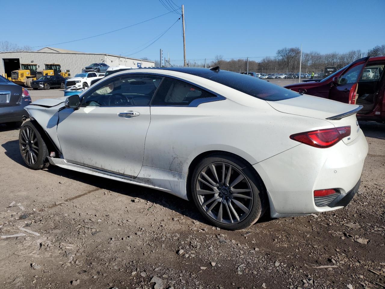 2018 Infiniti Q60 - Image 2