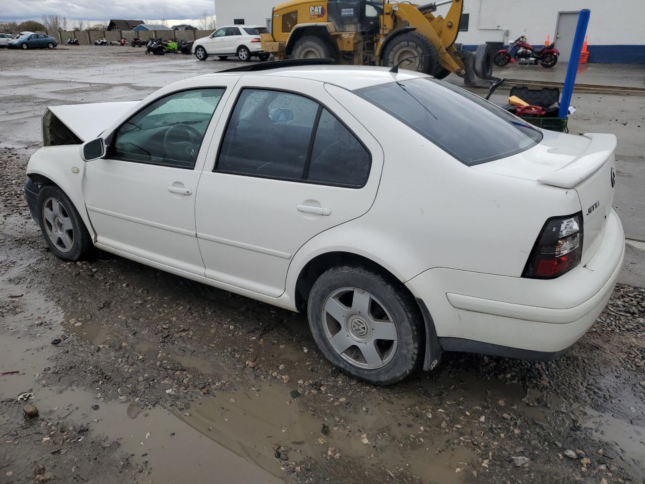 2000 Volkswagen Jetta - Image 2