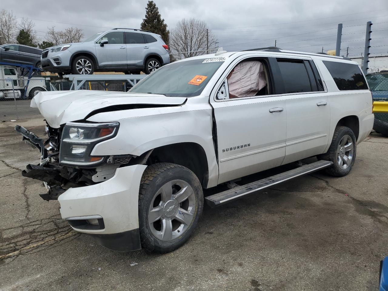 Denver, CO에서 판매 중인 2017 Chevrolet Suburban K1500 Premier - Front End