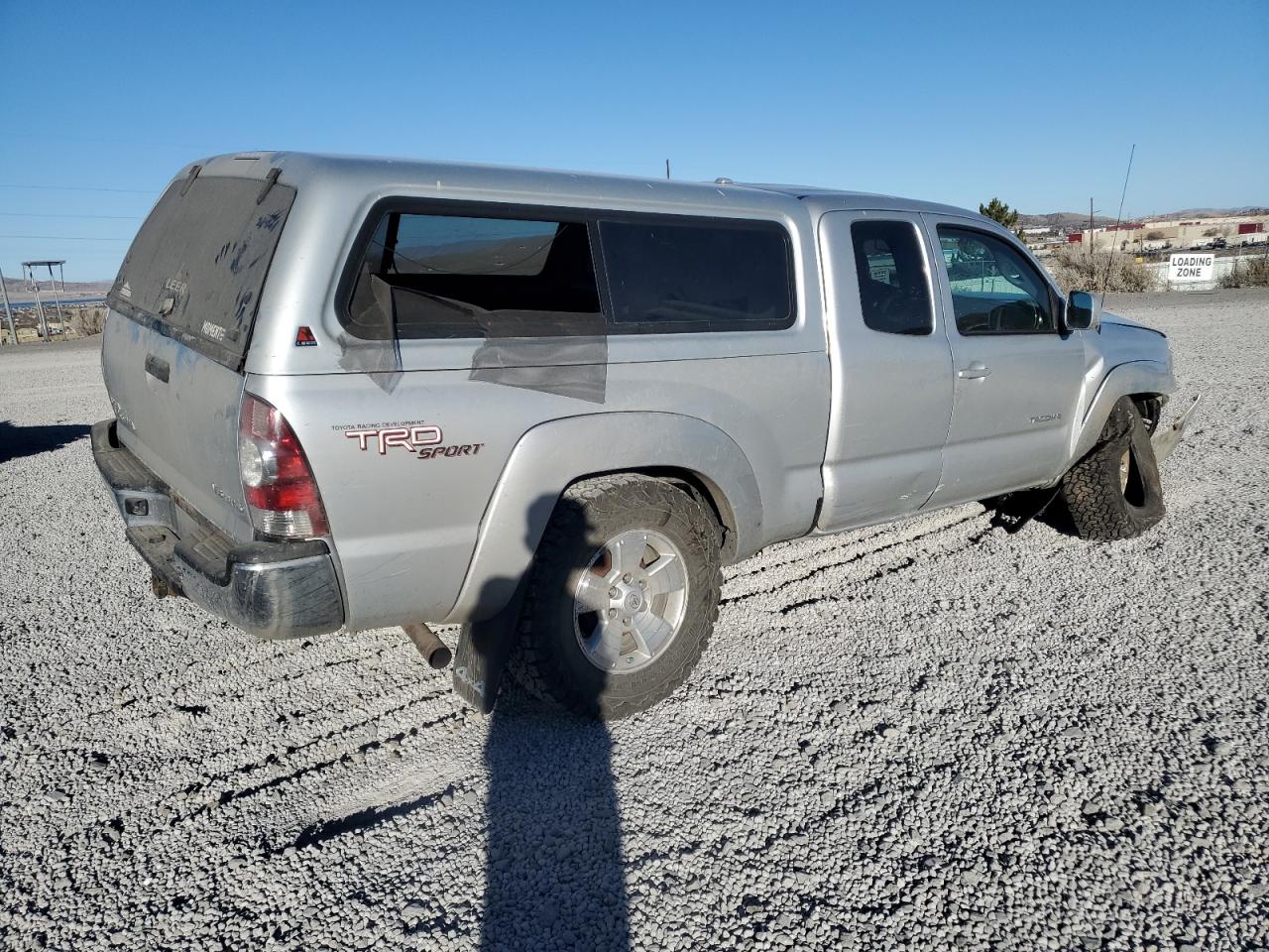 2010 Toyota Tacoma - Image 3