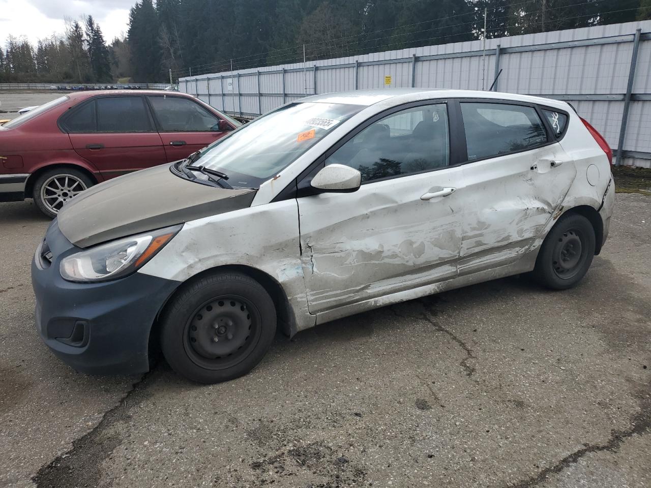 2013 Hyundai Accent Gls for Sale in Arlington, WA - Side