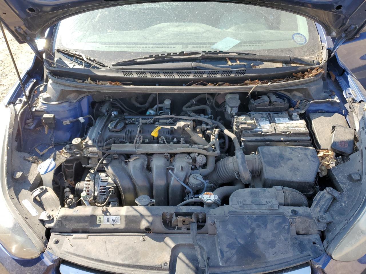 2016 Hyundai Elantra - Image 12