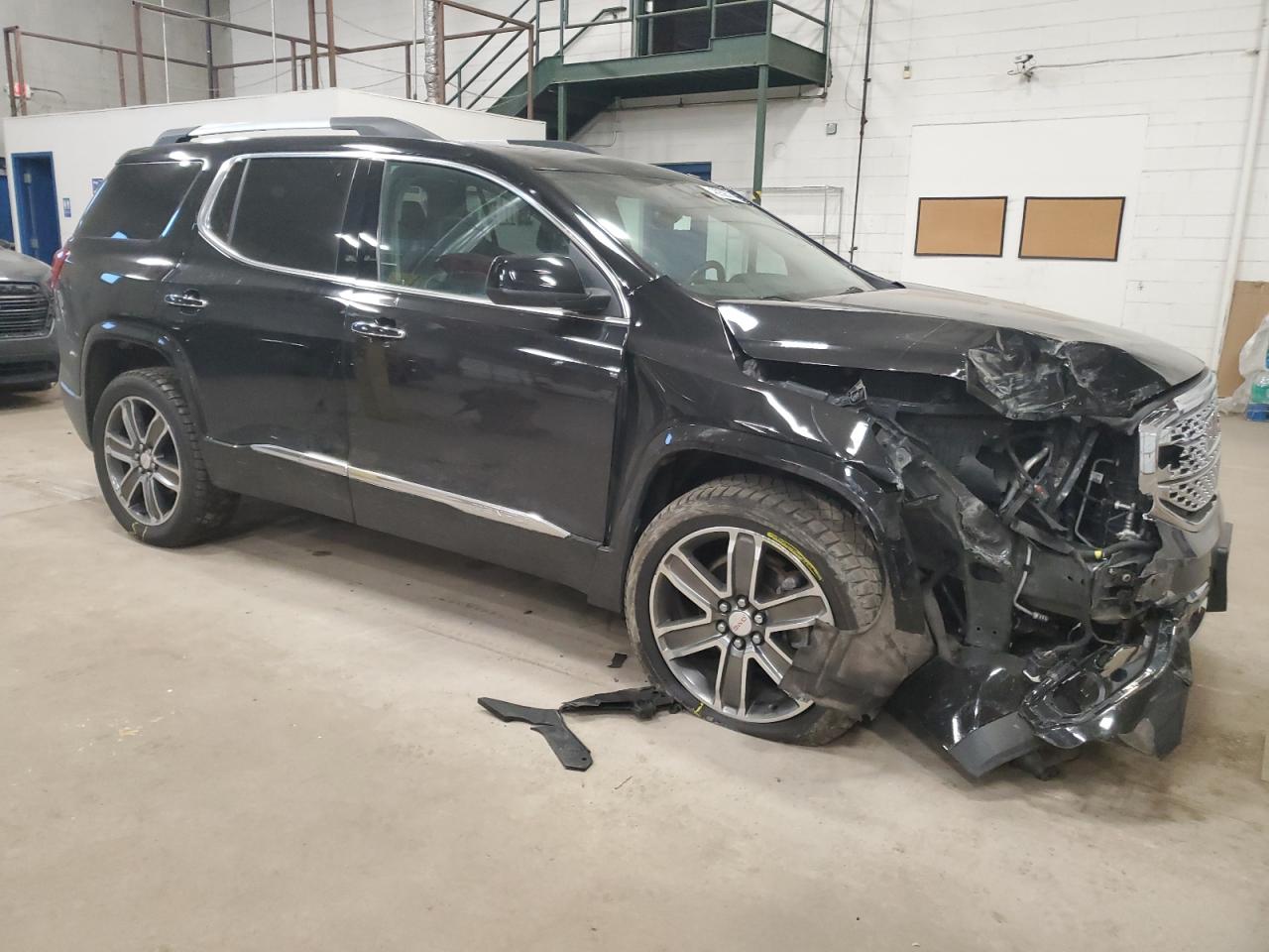2017 GMC Acadia - Image 4