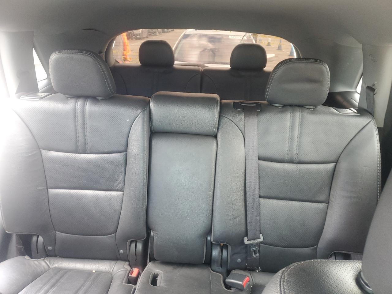 2013 Kia Sorento - Image 10