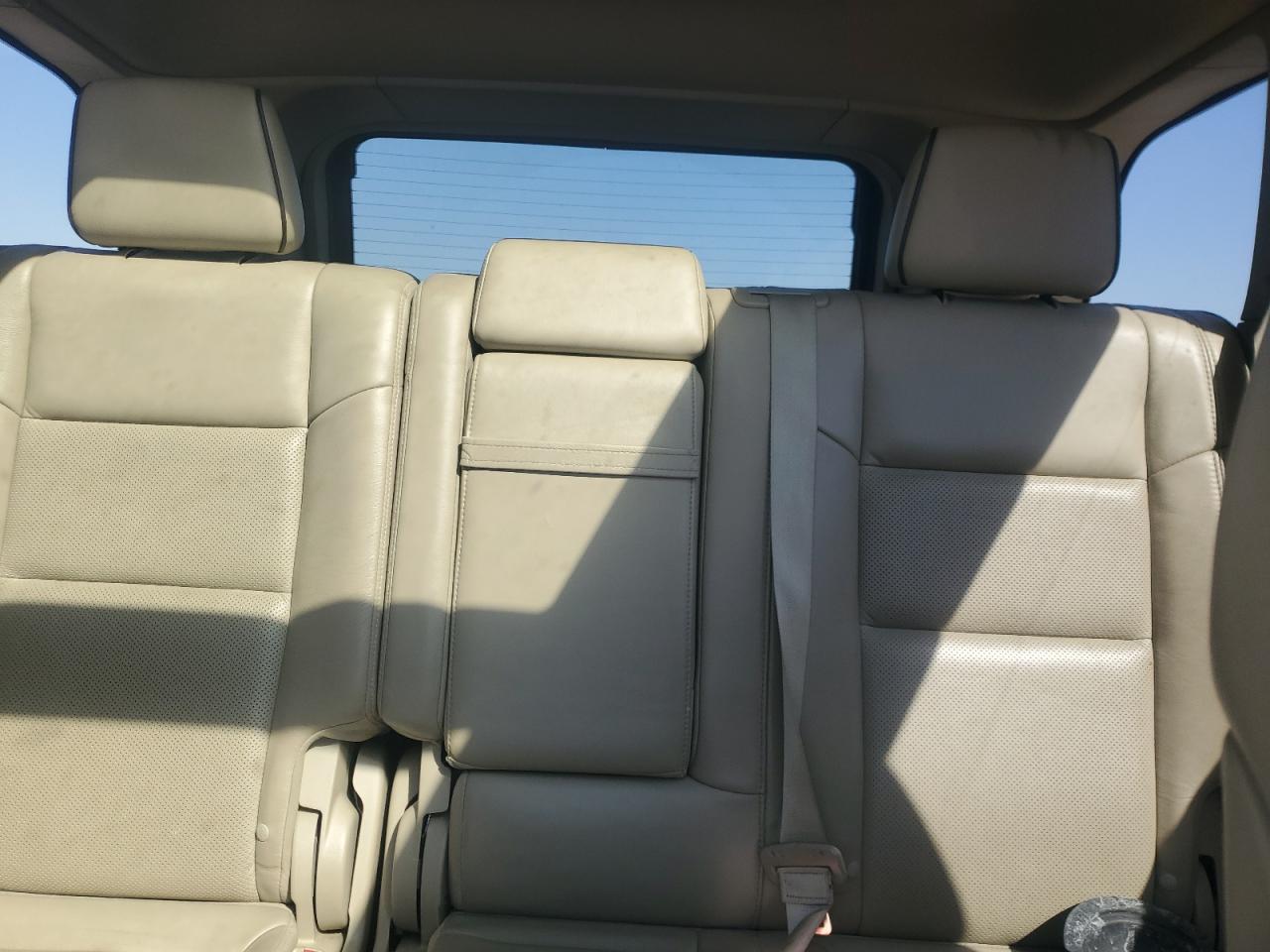 2011 Jeep Grand Cherokee - Image 10