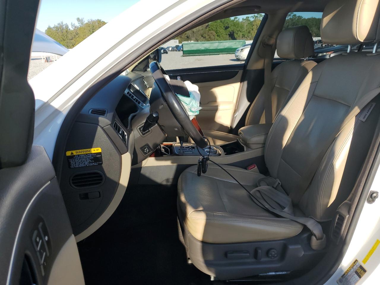 2012 Hyundai Genesis - Image 7