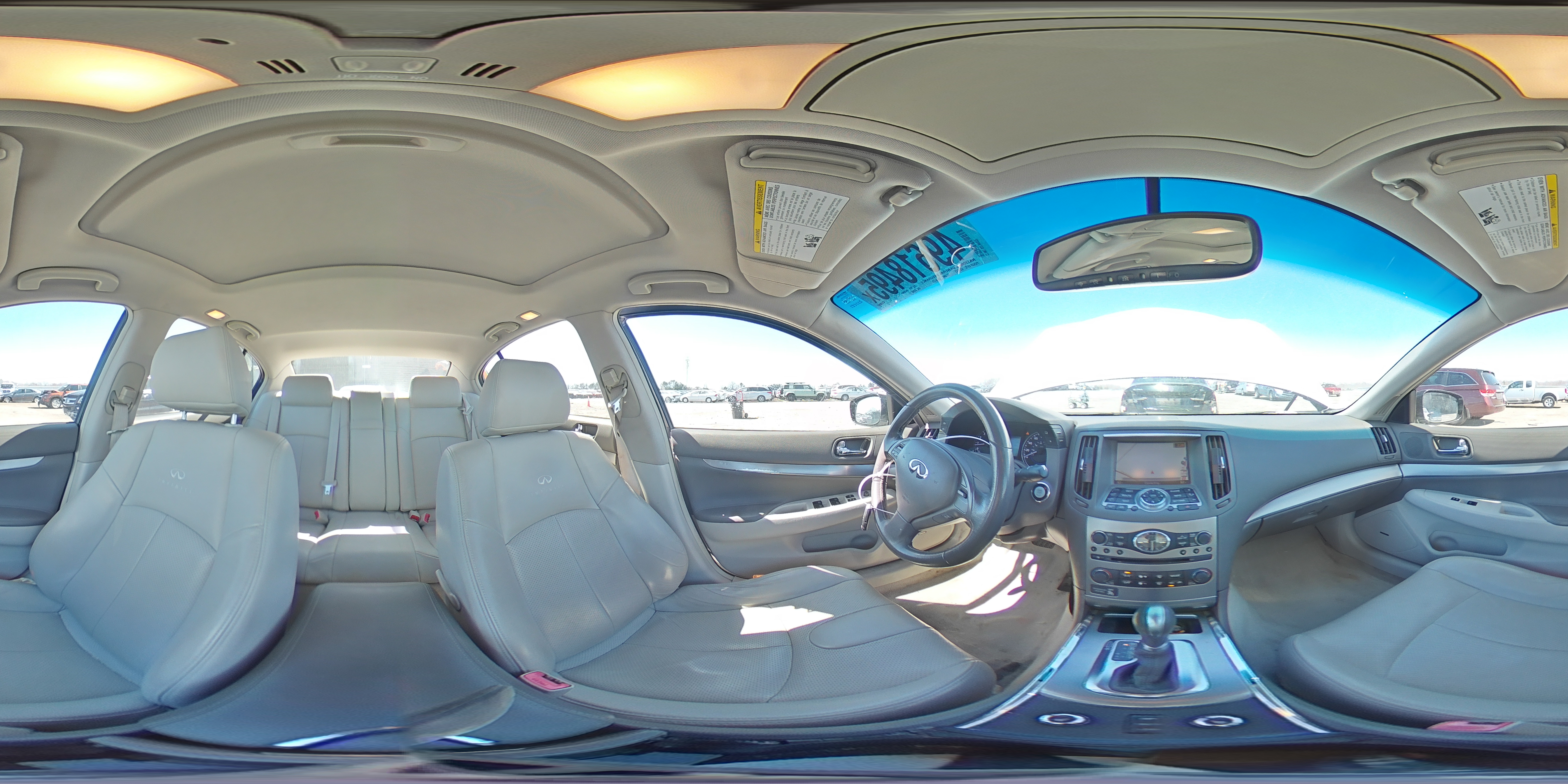2012 Infiniti G - Image 12