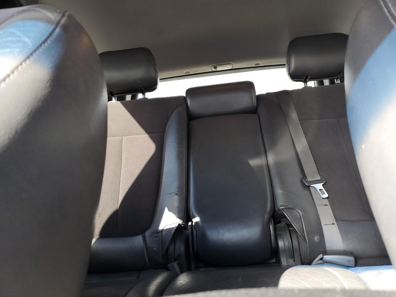 2010 Hyundai Santa Fe - Image 10
