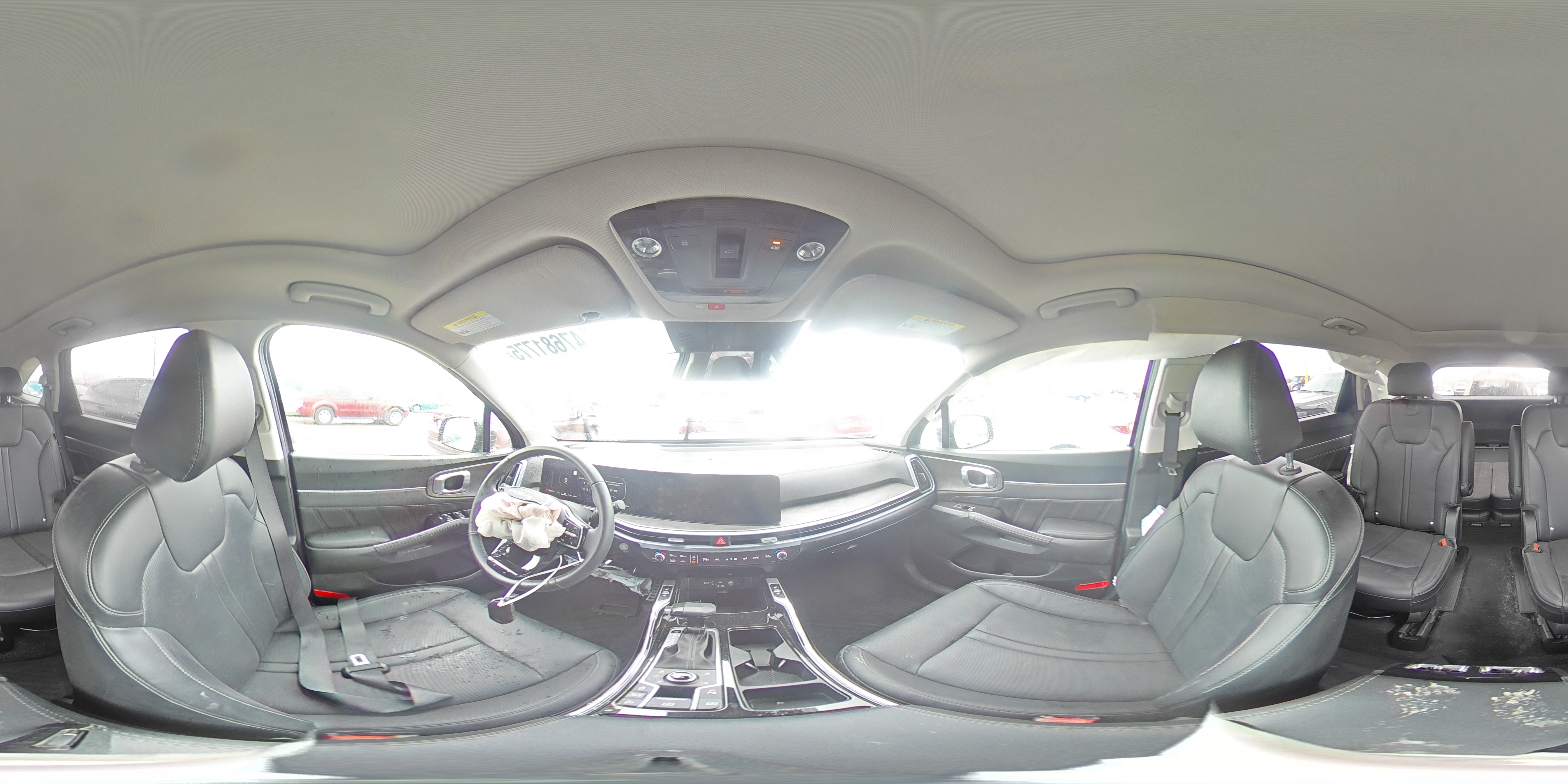 2024 Kia Sorento - Image 14