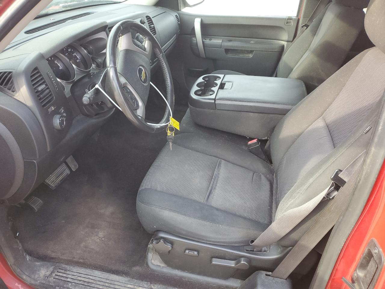 2011 Chevrolet Silverado - Image 7