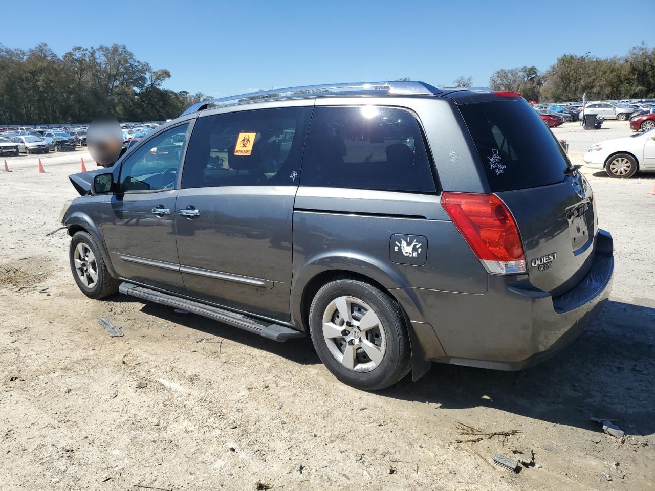 2009 Nissan Quest - Image 2