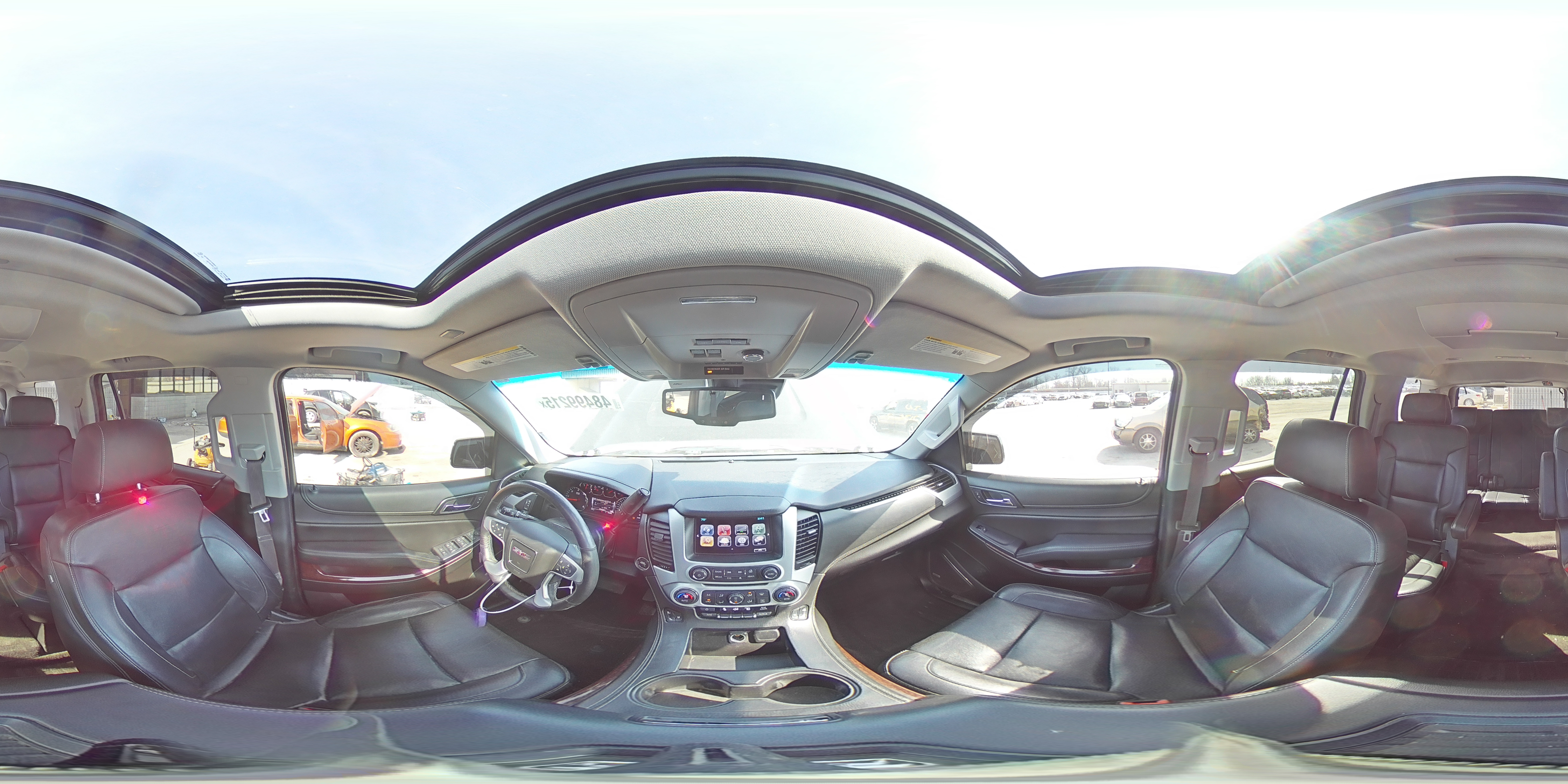 2017 GMC Yukon - Image 13