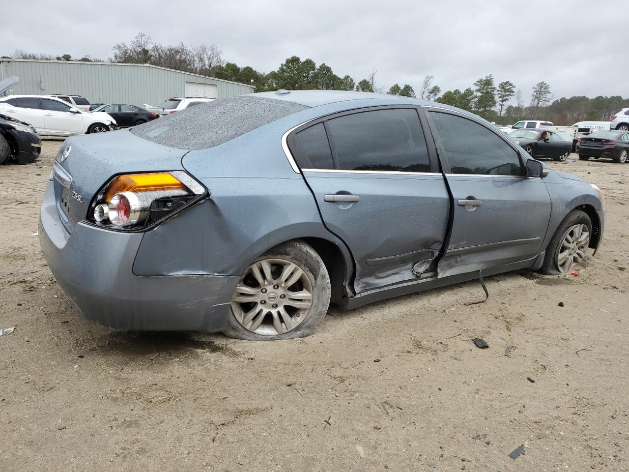 2011 Nissan Altima - Image 3