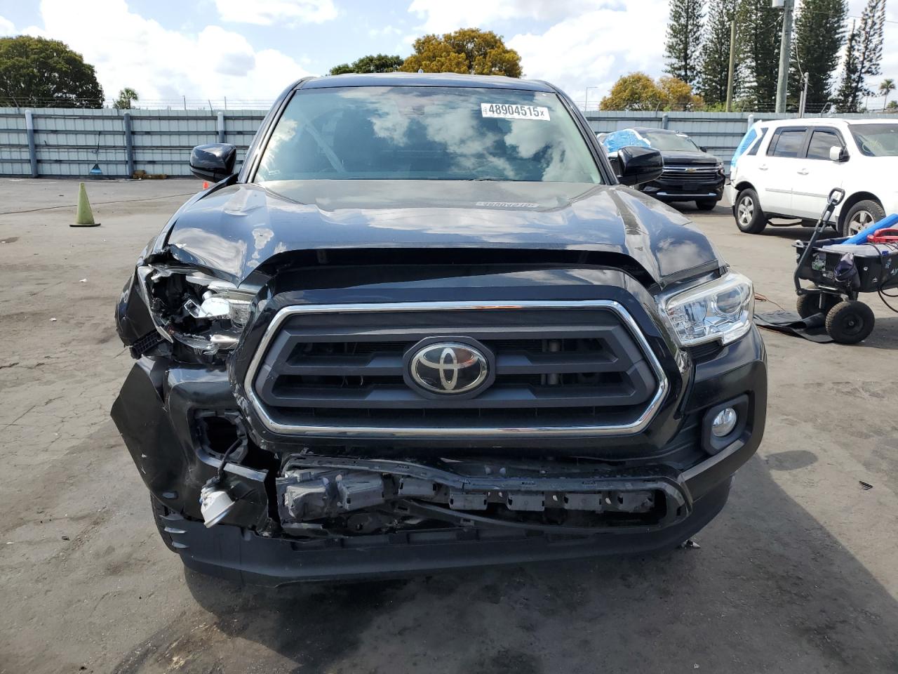 2020 Toyota Tacoma - Image 5