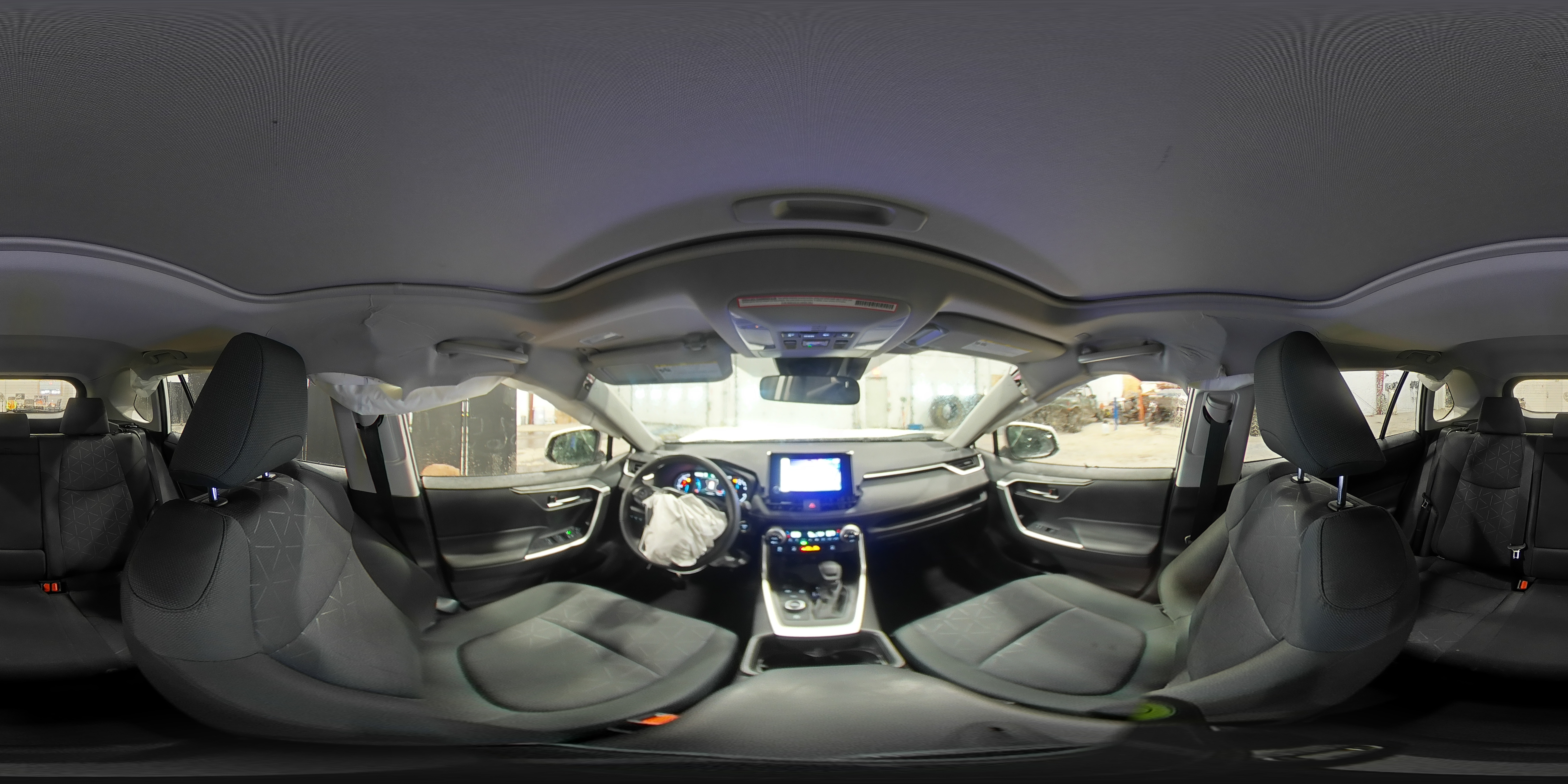2024 Toyota RAV 4 - Image 13