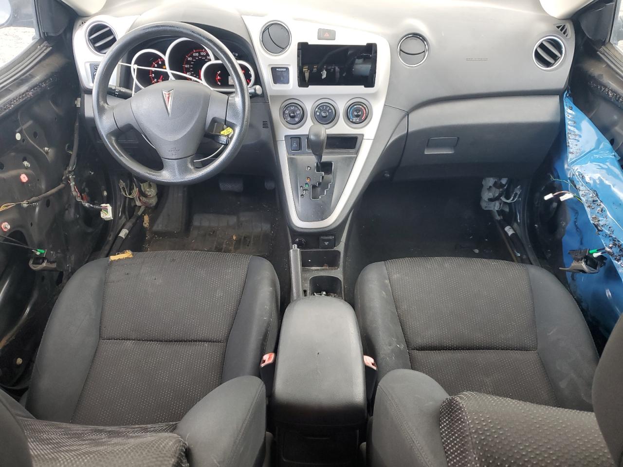 2009 Pontiac Vibe - Image 8