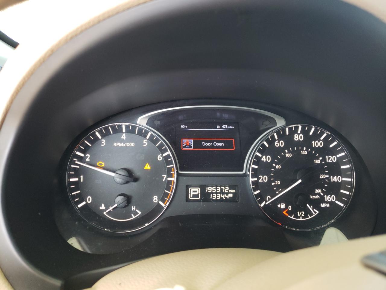 2015 Nissan Altima - Image 9