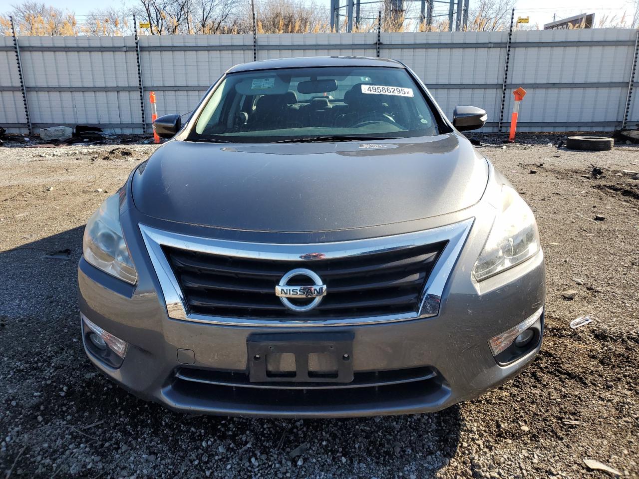 2015 Nissan Altima - Image 5