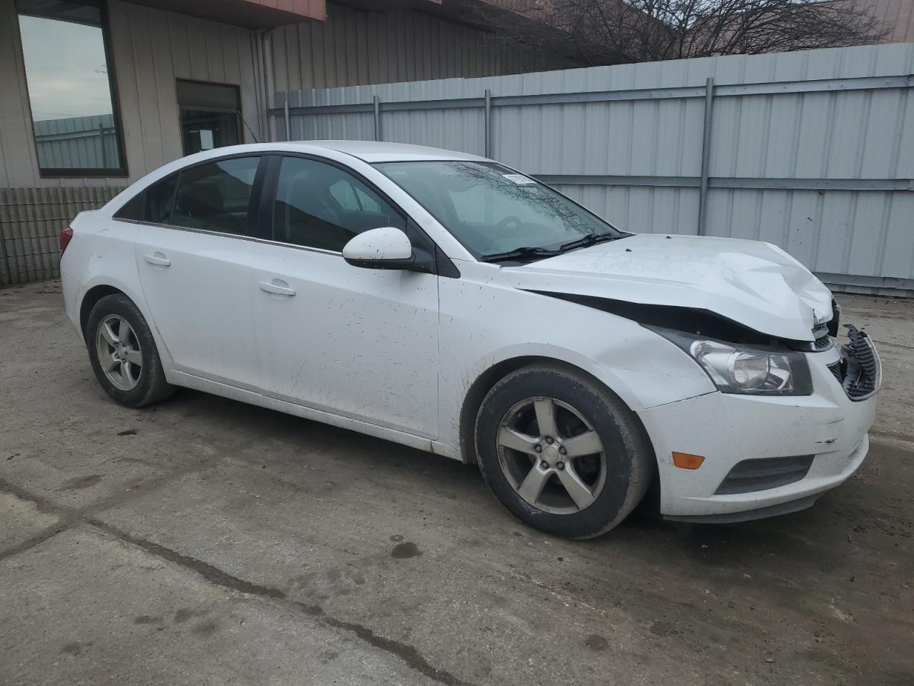 2014 Chevrolet Cruze - Image 4