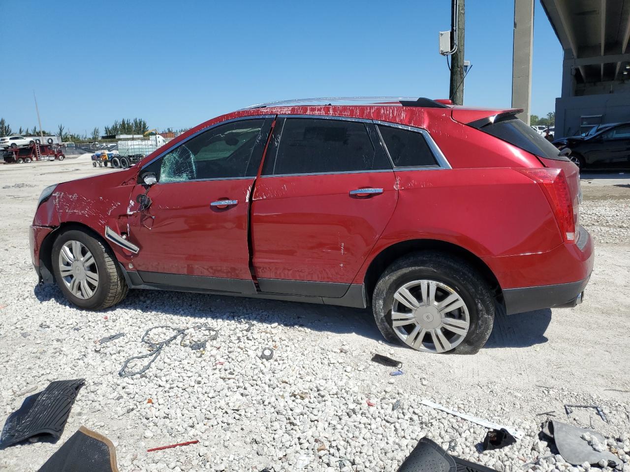 2015 Cadillac SRX - Image 2